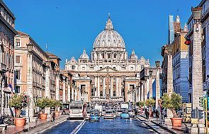 Watykan: żandarmeria nie chce bezdomnych na placu św. Piotra w dzień