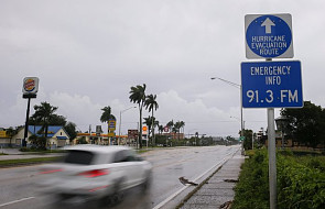 Pierwsze ulewy wyprzedzające nadejście huraganu Irma dotarły do Miami