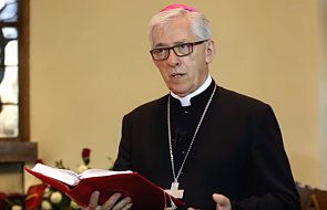 Arcybiskup Skworc wydał zarządzenie w sprawie pomocy uchodźcom