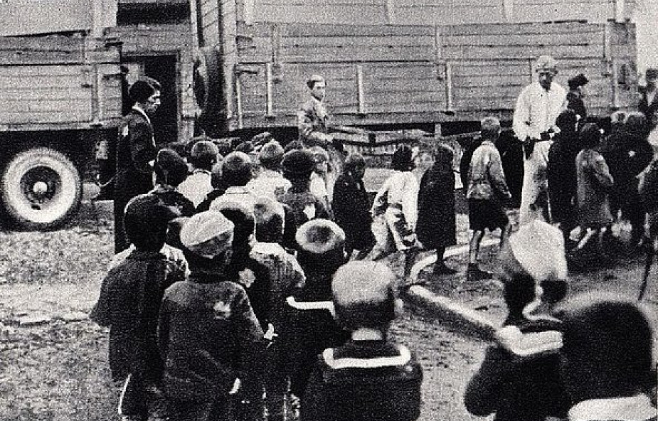 Łódź: obchody 76. rocznicy likwidacji obozu Romów. Naziści zamordowali tam ponad 2600 dzieci