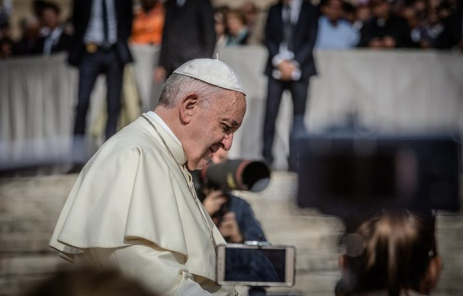 Papież o zarządzaniu polityką zdrowotną: chory powinien wierzyć, że może wyzdrowieć