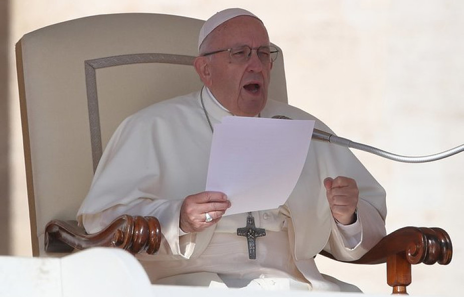 Franciszek: Jan Paweł II pozostawił niezatarty ślad w Kościele i społeczeństwie