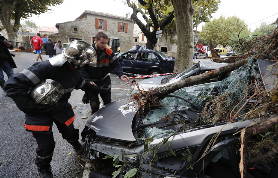 Francja: co najmniej 13 osób poniosło śmierć w następstwie powodzi