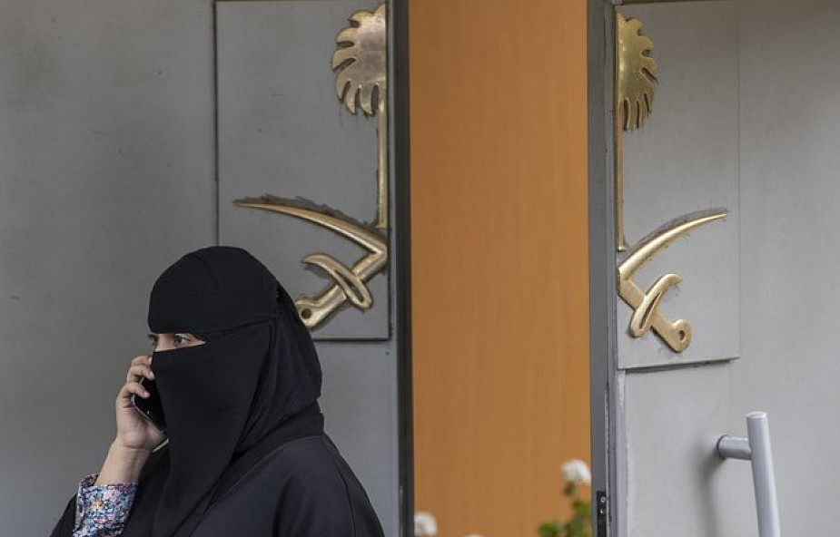 Rząd Algierii: burki i nikaby zakazane w pracy. Decyzja podyktowana jest kwestiami bezpieczeństwa