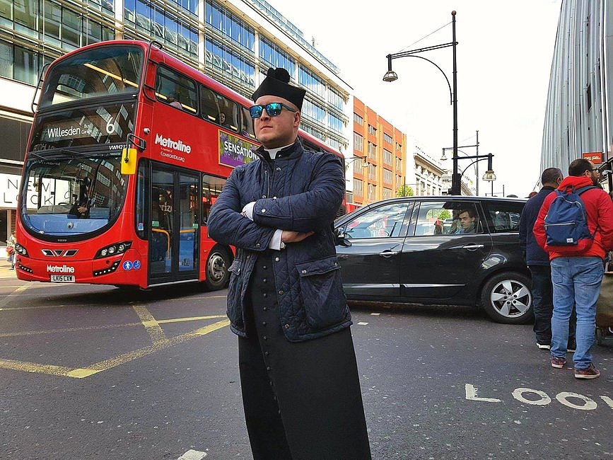 Polski ksiądz, do którego przyjeżdżają ludzie z całego Londynu - zdjęcie w treści artykułu nr 1