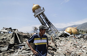 Indonezja: już ponad 1500 ofiar śmiertelnych trzęsienia ziemi i tsunami