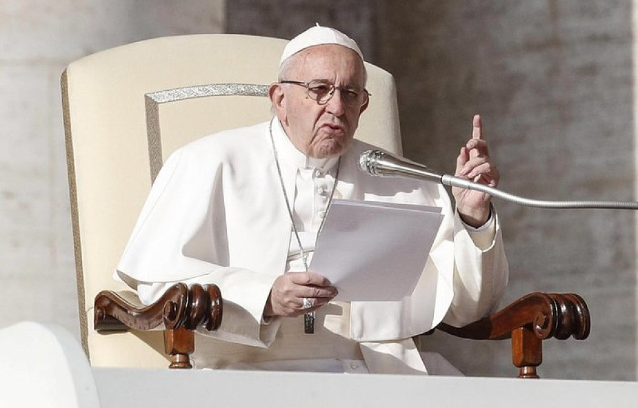Papież: świat zbyt często nie widzi prześladowania chrześcijan