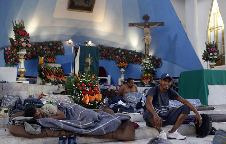 Miasto Meksyk: kardynał prosi o pomoc dla "karawany" migrantów