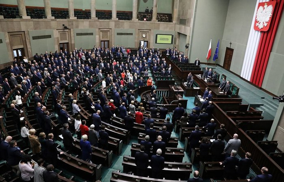 Sejm: komisja za niekonstytucyjnością przepisów o odwołaniach od uchwał KRS