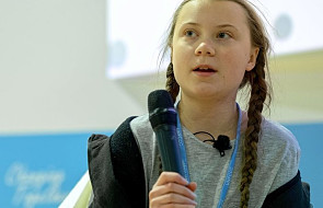15-latka protestuje przed parlamentem i walczy ze zmianami klimatu. Przyjechała do Katowic