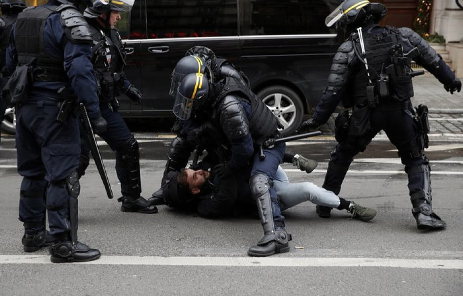 Francja: przed protestem "żółtych kamizelek" zatrzymano 278 osób