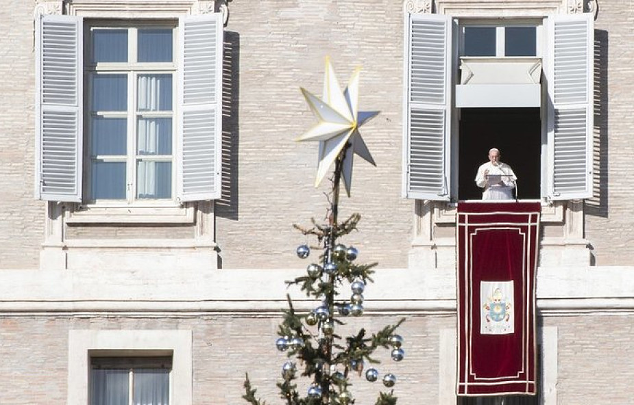 Papież modlił się za ofiary tragedii w dyskotece we Włoszech
