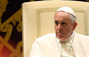 Jak reaguje papież Franciszek gdy oskarża się go o herezje?
