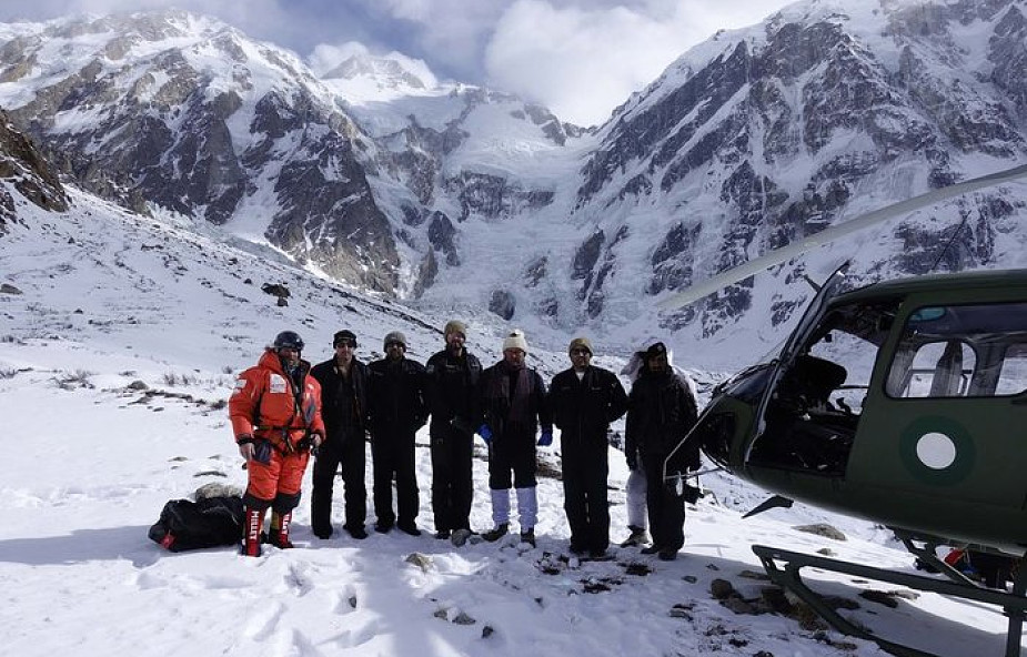 Wyprawa na K2 - Wielicki: w bazie słońce, Urubko i Kaczkan w górze