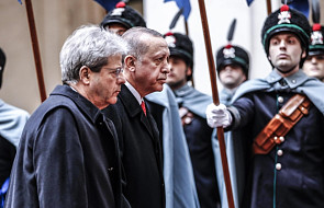 Turcja: Erdogan zarzuca USA działania antytureckie