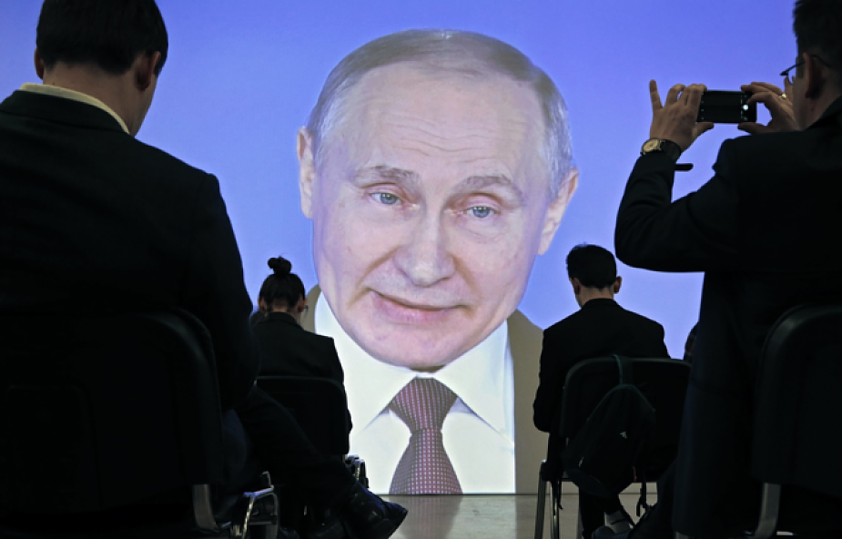 Władimir Putin: mamy nowe rodzaje broni, nie udało się powstrzymywanie Rosji