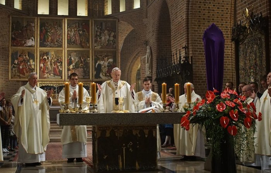 Abp Stanisław Gądecki podczas liturgii Męki Pańskiej: to jest myślenie typowo pogańskie