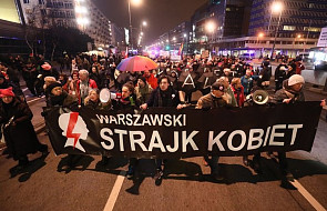 Warszawa: trwa Strajk Kobiet - demonstracja w obronie praw kobiet