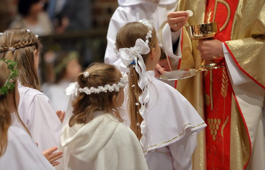 Co to są sakramenty i dlaczego katolicy muszą je przyjmować?