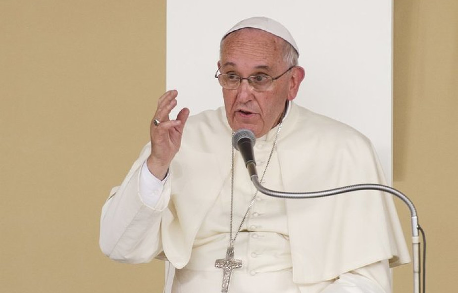 Papież w Alessano: bliskość wobec ubogich musi wyrażać się w konkretnych działaniach