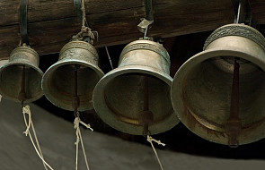 Dzwony kościelne z symbolami nazistowskimi? Historyk: mogą być używane "pod pewnymi warunkami"