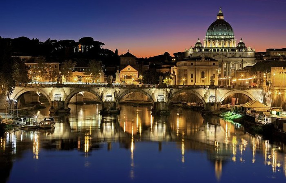 Watykan: spada liczby podejrzanych transakcji za Spiżową Bramą