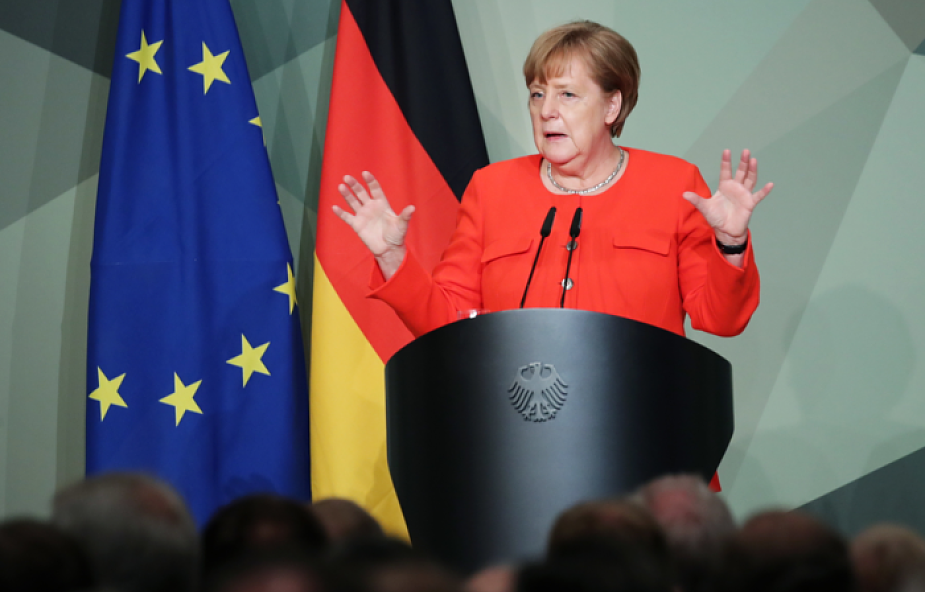 Merkel: więzi Europy z USA są nadwerężone w związku z umową z Iranem