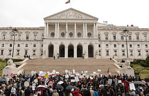 Portugalia: manifestacja przeciwników eutanazji pod parlamentem