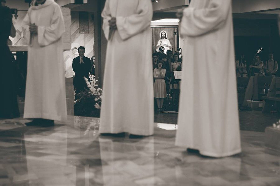 Sześciu młodych jezuitów zostało diakonami. Zobacz zdjęcia z tego wydarzenia - zdjęcie w treści artykułu nr 8