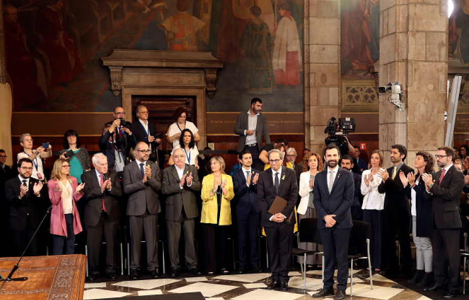 Nowy rząd Katalonii zaprzysiężony, koniec bezpośredniego nadzoru Madrytu