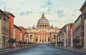 Watykan: ksiądz, były dyplomata, skazany na 5 lat za pornografię dziecięcą