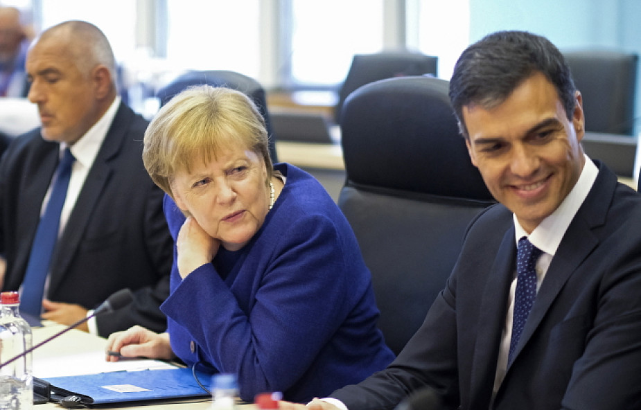 Merkel studzi oczekiwania przed miniszczytem ws. migracji