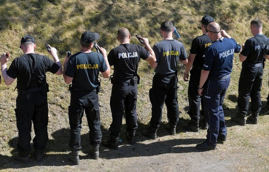 Polscy policjanci pomogą kibicom na Mundialu w Rosji. "Będą służyć rodakom w każdej sprawie"