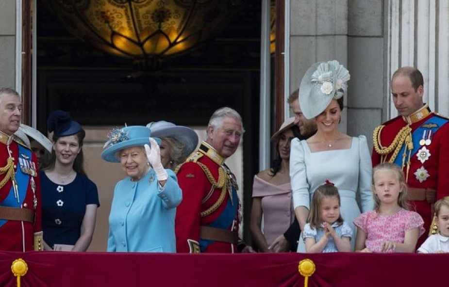 Wielka Brytania: uroczyste obchody 92. urodzin królowej Elżbiety II