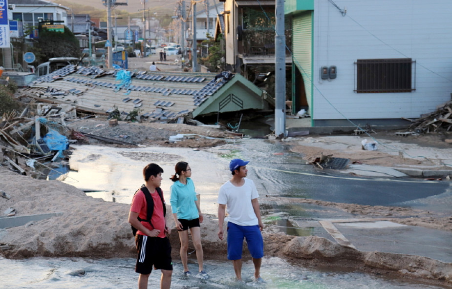 Japonia: 122 ofiar śmiertelnych powodzi i osunięć ziemi