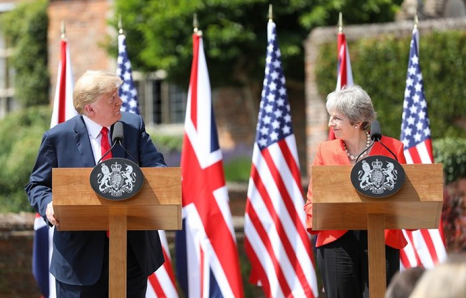 Brytyjska premier Theresa May w BBC: Trump radził mi pozwać UE ws. Brexitu