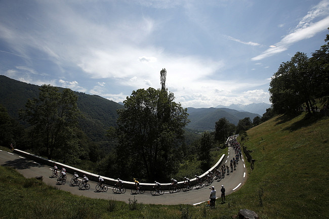 Kolarze odwiedzili Maryję w Lourdes podczas ostatniego Tour de France - zdjęcie w treści artykułu nr 7