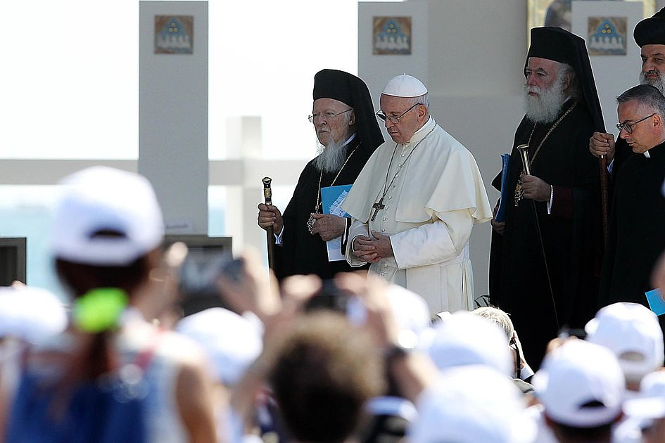 Franciszek w Bari: niech pokój zapanuje na Bliskim Wschodzie - zdjęcie w treści artykułu