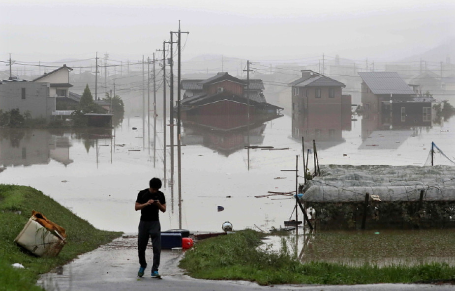 Japonia: do 62 wzrósł bilans ofiar śmiertelnych ulewnych deszczy
