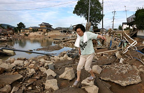 Japonia: ponad 100 ofiar śmiertelnych powodzi i osunięć ziemi