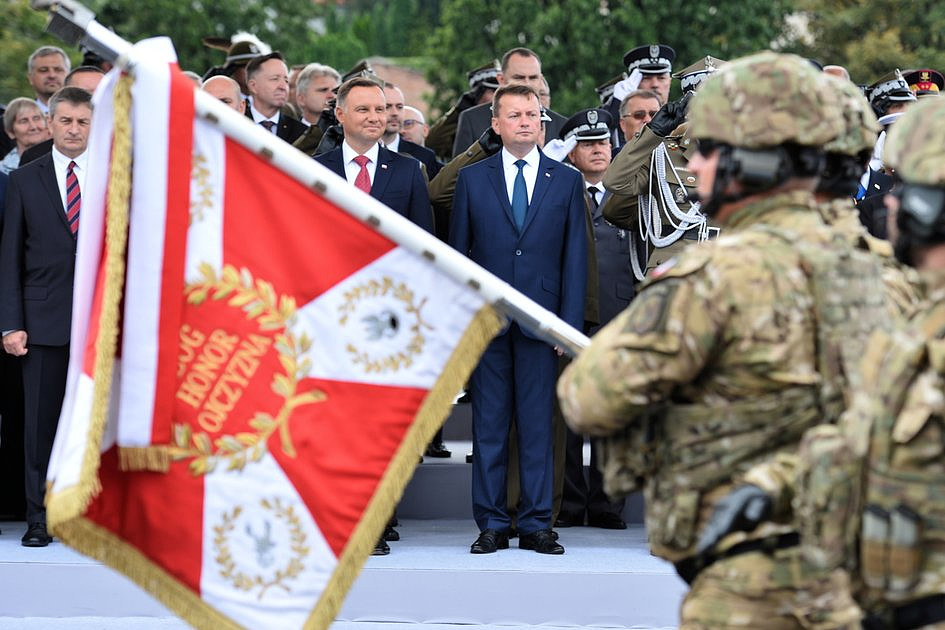 Prezydent Andrzej Duda: jesteśmy niesłychanie dumni z naszych żołnierzy - zdjęcie w treści artykułu