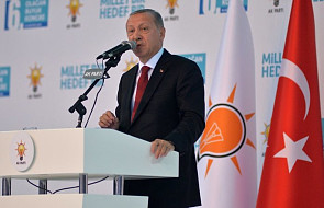 Erdogan: atak na naszą gospodarkę jak atak na naszą flagę