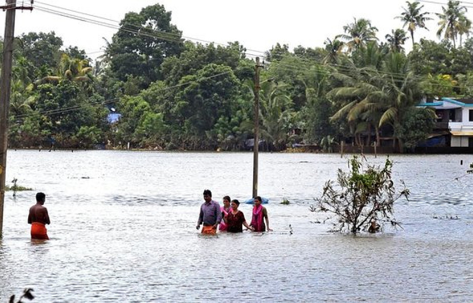 Indie: rząd nie przyjmie zagranicznej pomocy dla zniszczonego przez powódź stanu Kerala