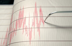 W ostatnich trzęsieniach ziemi na Lomboku w Indonezji zginęło 555 osób