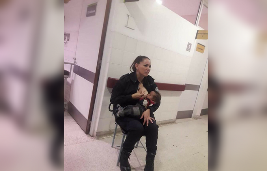Policjantka w czasie służby nakarmiła piersią samotne dziecko. Zareagował minister