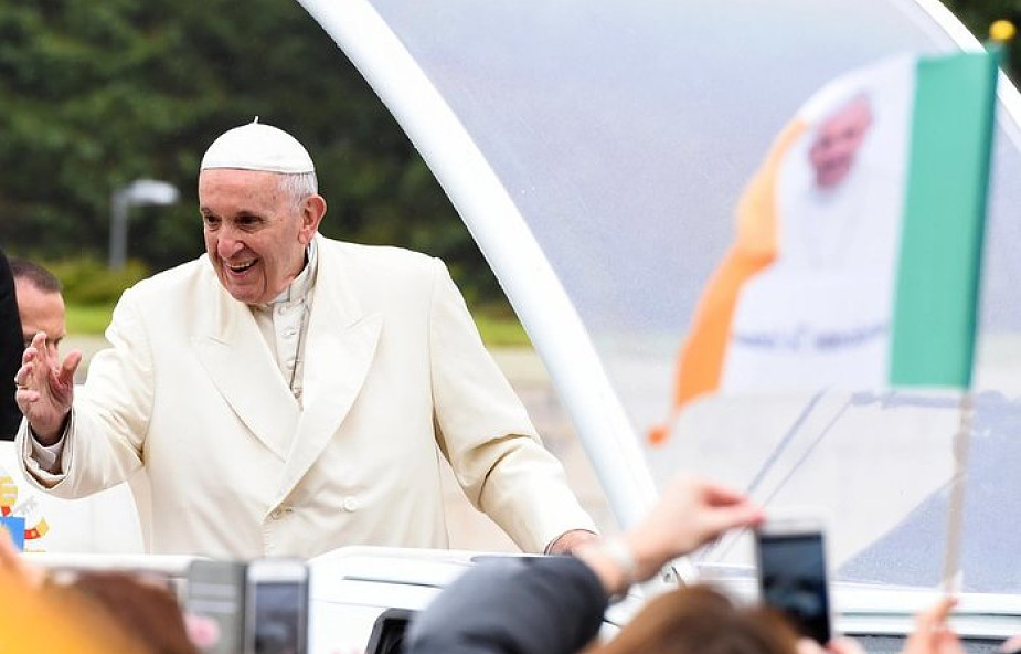 Irlandzka prasa o wizycie papieża: bezprecedensowy akt pokutny Franciszka