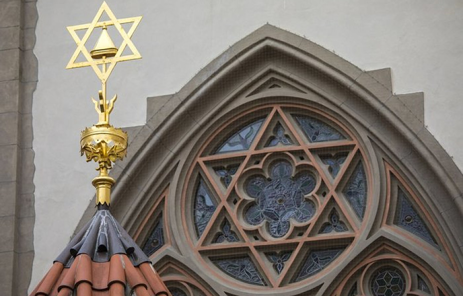 Gorzów Wlkp.: w miejscu przedwojennej synagogi ustawiono tablicę ku pamięci społeczności żydowskiej