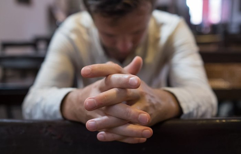 Ponad połowa mieszkańców Stanów Zjednoczonych modli się codziennie