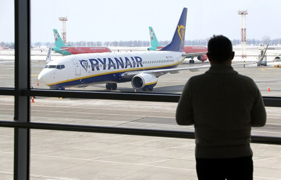 Niemcy: po zapowiedzi strajku pilotów Ryanair odwołał wszystkie 250 lotów