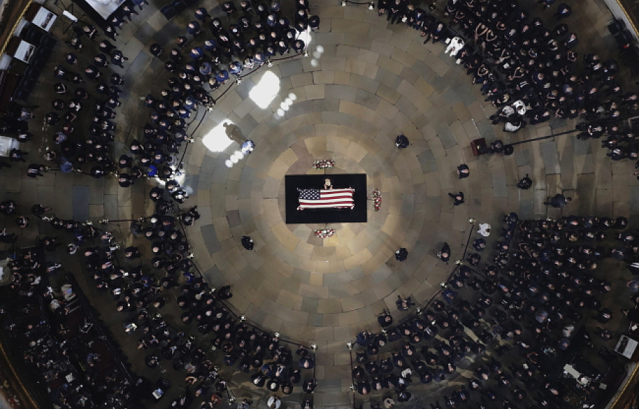 USA: rozpoczęło się nabożeństwo żałobne w intencji zmarłego senatora McCaina